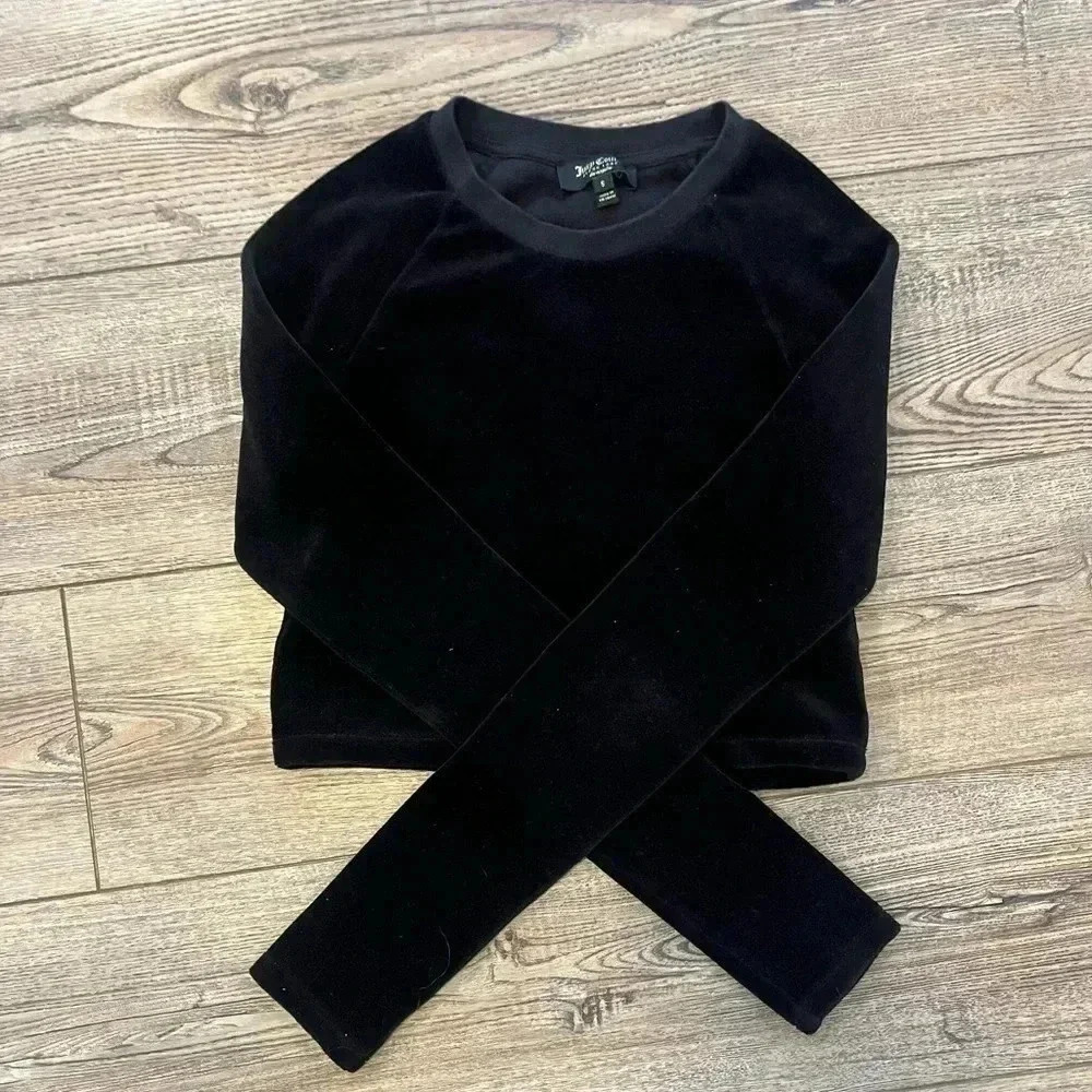 NWOT juicy couture crop top
